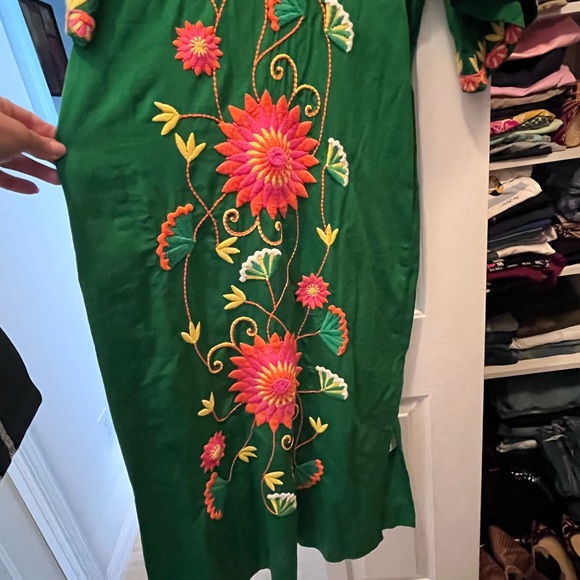 Frances Valentine embroidered long caftan size 4 - Picture 3 of 8